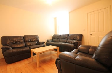 Myrtle Grove, Jesmond, Newcastle - Image 2